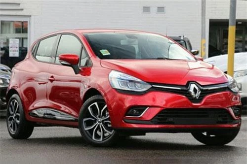 2. Renault Clio (doanh số: 51.628 chiếc).