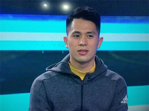 Không đá Asian Cup, Đình Trọng vẫn ghi điểm với fan nữ khi bình luận bóng đá