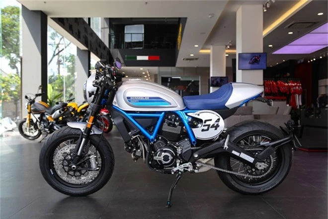 Ducati Scrambler Cafe Racer 2019 về Việt Nam, giá 400 triệu đồng. Phiên bản Cafe Racer của Scrambler được phát triển trên nền tảng chiếc Ducati Scrambler 1100 với nhiều công nghệ hơn và giá bán 400 triệu đồng. (CHI TIẾT)