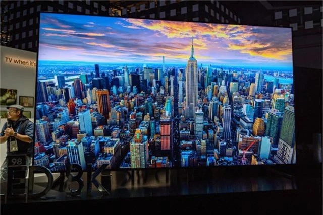 Cận cảnh TV 8K màn hình lớn nhất thế giới 98 inch của Samsung - Ảnh 4.