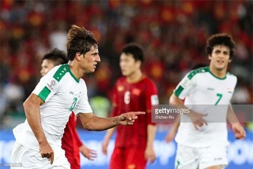Mohanad Ali Kadhim ăn mừng bàn thắng vào lưới ĐT Việt Nam. Ảnh: Getty.