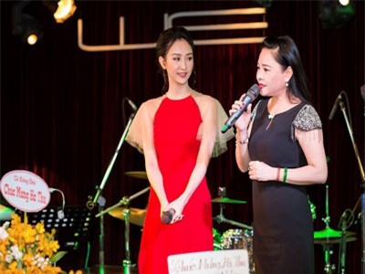 Á hậu Hà Thu trở lại bolero với album Nàng xuân