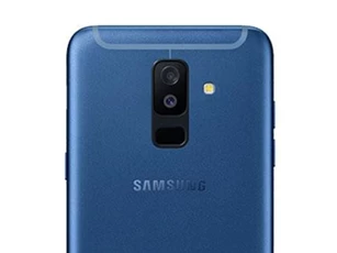Smartphone camera kép của Samsung giảm giá ‘sập sàn’