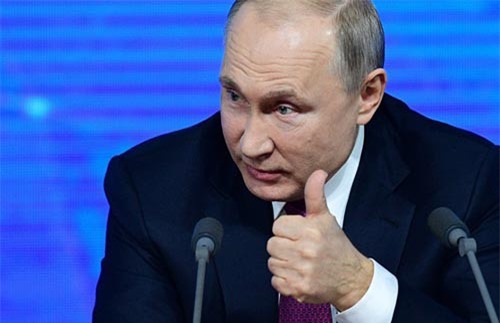 Cựu trùm CIA gọi ông Putin là 'món quà lớn' cho NATO