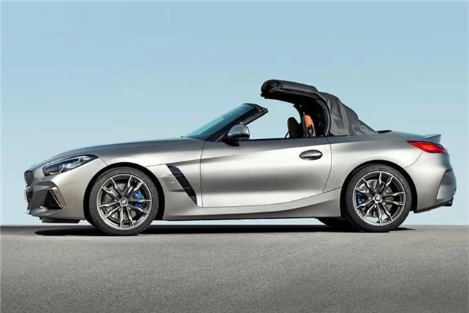BMW Z4 phien ban sDrive 30i co gia ban chi 49.700 USD hinh anh 2