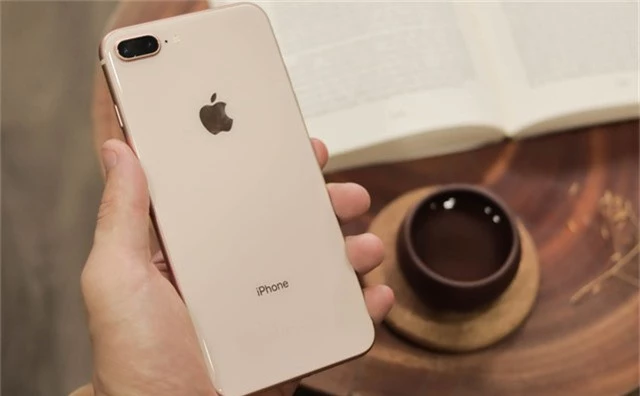 Đang dùng iPhone 6S, 6S Plus, nên lên đời iPhone 7 Plus, 8 Plus hay iPhone X? - Ảnh 2.