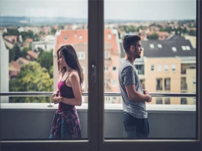 Lý do đàn ông bỗng dưng rời xa người phụ nữ họ yêu