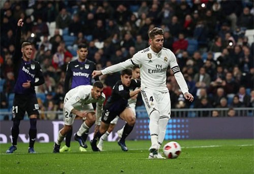 Ramos đạt cột mốc 100 bàn, Real Madrid dễ dàng đè bẹp Leganes