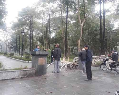 Cô gái chết có nhiều vết bầm trong công viên từng có tiền án về ma túy