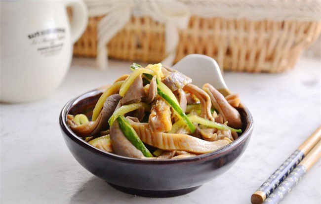 Cuối tuần rồi học ngay cách làm dạ dày heo trộn giòn ngon