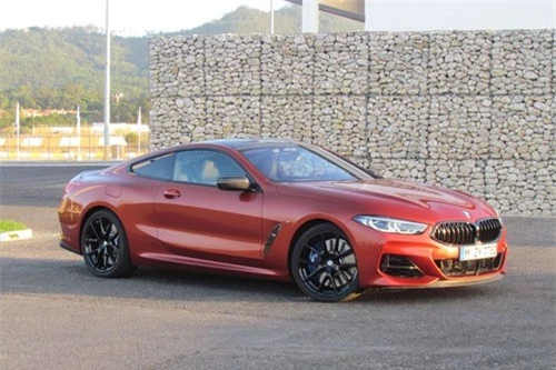 1. BMW M850i xDrive.