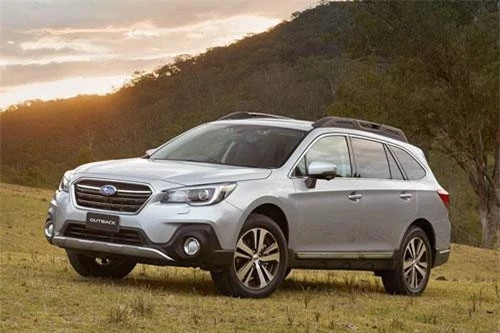 10. Subaru Outback (doanh số: 178.854 chiếc).