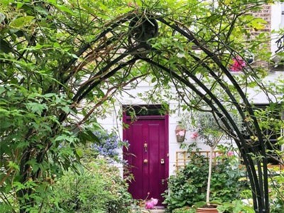 Những ô cửa đẹp như trong truyện cổ tích