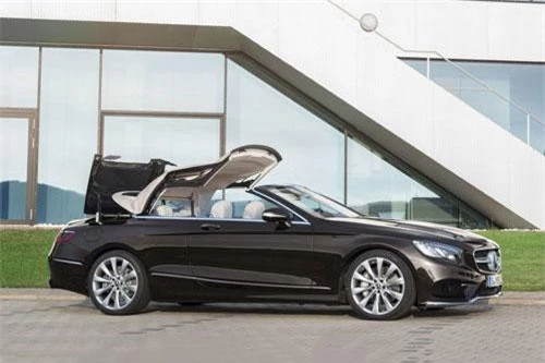 3. Mercedes-Benz S560 Cabriolet 2019.