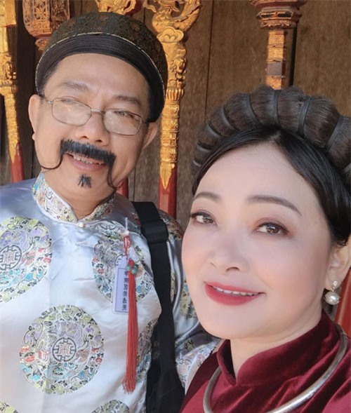 Vì sao nghệ sĩ hài phía Nam ngày càng “đắt giá” trong hài Tết phía Bắc?