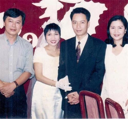 Mỹ Linh chia sẻ ảnh cưới cách đây 21 năm gây ‘sốt’