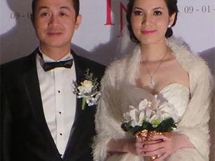 Vợ kém 14 tuổi nói lời yêu thương với MC Anh Tuấn sau 10 năm bên nhau