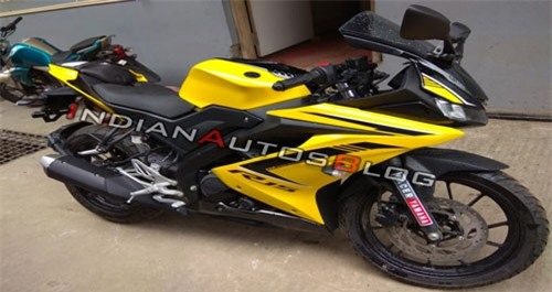 Yamaha YZF-R15 V3 sắp được trang bị phanh ABS hai kênh