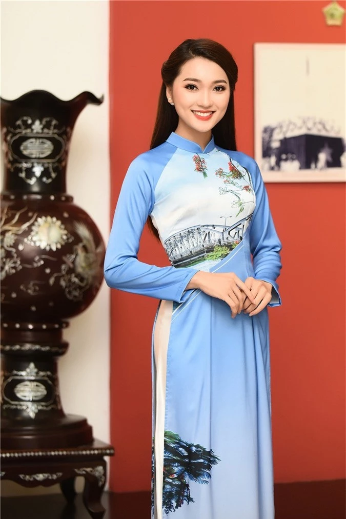 nguoi yeu tin don van duc noi bat trong show ao dai cua hoa hau ngoc han hinh anh 5