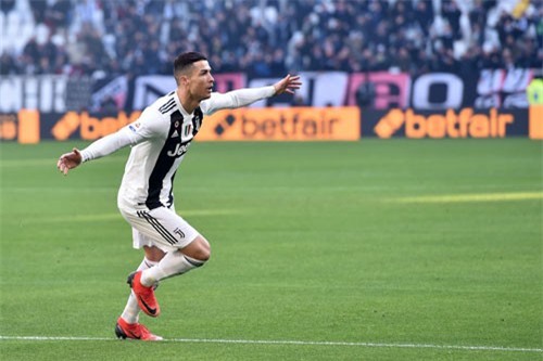 Thống kê khó tin của Ronaldo sau nửa mùa giải gắn bó với Juve