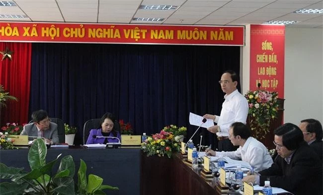 Ông Phạm Văn Tác chia sẻ trước những khó khăn của ngành y tế Lâm Đồng (Ảnh: VH)