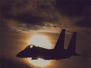 Sân bay Syria bị tấn công tên lửa trong đêm
