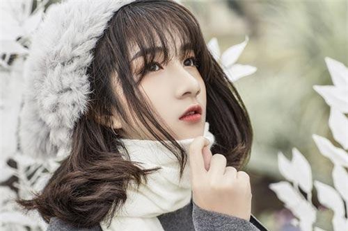 Lại thêm “thiên thần” sở hữu góc nghiêng đẹp như tạc tượng