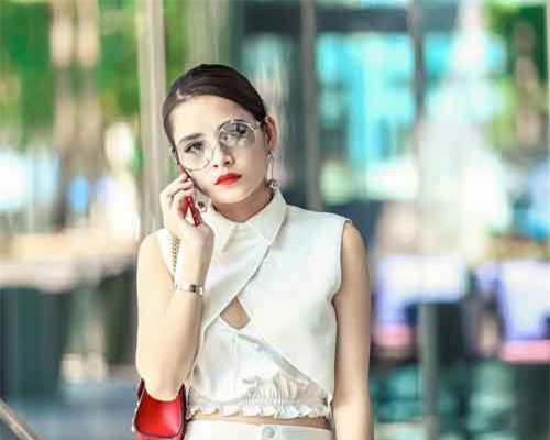 Chi Pu: Tận cùng của sỉ nhục cũng không ngăn tôi làm ca sĩ