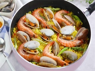 Học người Ý cách nấu cơm hải sản ngon ngất ngây ăn 1 lần là mê say