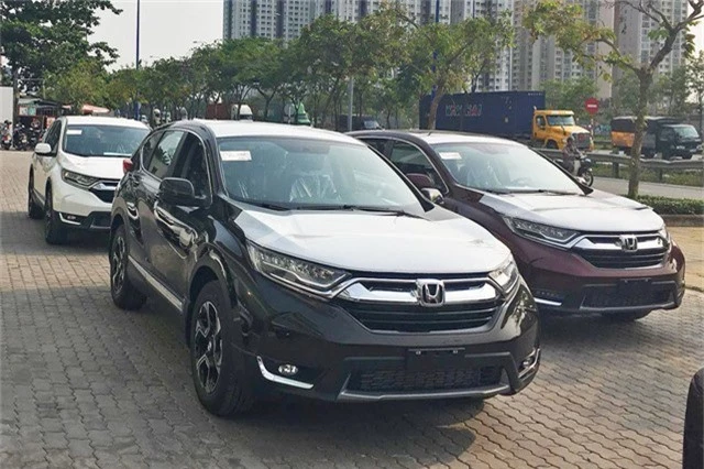 Ba hãng xe tăng trưởng đột biến tại Việt Nam năm 2018: Cái tên thứ 3 gây sốc. Cả Honda và Hyundai đều tăng trưởng nóng hơn 100%. Tuy nhiên, một hãng khác có doanh số tăng tới gần... 1.000%. (CHI TIẾT)