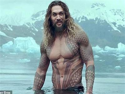 Jason Momoa - 'biểu tượng gợi cảm' mới của nam giới trên màn bạc
