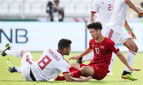 Tuyển thủ Iran chỉ ra điểm yếu của đội tuyển Việt Nam