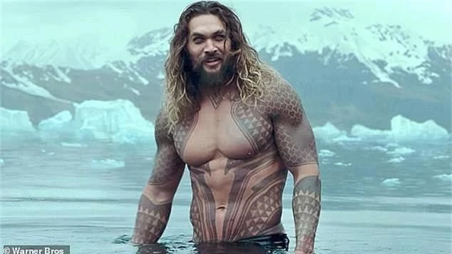 Jason Momoa - biểu tượng gợi cảm mới của nam giới trên màn bạc - Ảnh 6.