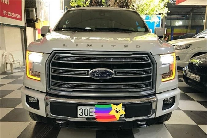 Sieu ban tai Ford F150 Limited gia 3,2 ty dong tai HN-Hinh-3