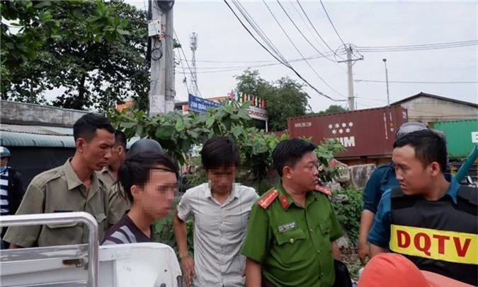 TPHCM: Chốt chặn cửa ngõ thành phố, gom hàng loạt tài xế container sử dụng ma túy - Ảnh 5.