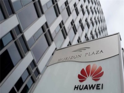Động thái bất ngờ của Huawei sau khi giám đốc thứ hai bị bắt giữ