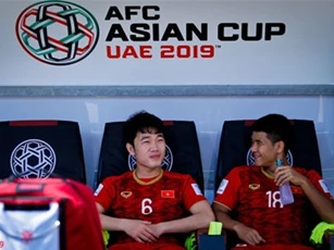 BLV Quang Huy: 'Xuân Trường, Hồng Duy dự bị trước Iran rất hợp lý'
