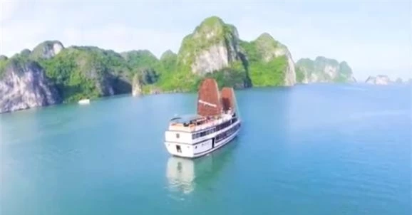 Du thuyền 5 sao Madame Luxury Cruise