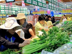 Tăng cường bình ổn thị trường vùng biên giới