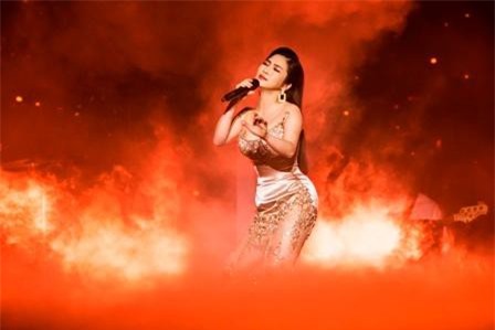 Liveshow Hương Tràm và những câu chuyện gây bất ngờ