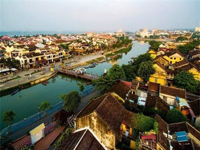 Nhìn từ trên cao Hội An lung linh như một bức tranh