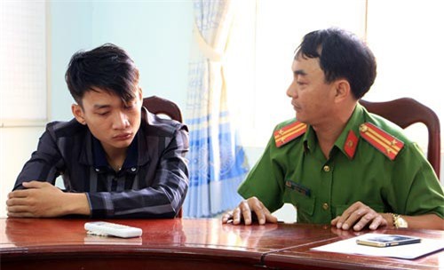 An Giang:  Cháu đâm chú tử vong chì vì... 300.000 đồng