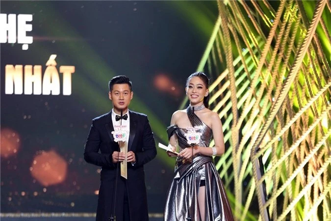 Hoài Linh, Trấn Thành ra về 'tay trắng' tại Mai Vàng 2018