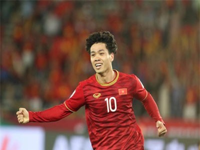 Asian Cup 2019: 'Thần tài' Công Phượng sẽ là người 'giải cứu' ĐT Việt Nam?