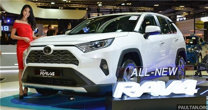 Toyota RAV4 2019 ra mắt thị trường ĐNÁ giá 88.600 USD. Chỉ hơn 9 tháng sau khi ra mắt thị trường toàn cầu, Toyota RAV4 thế hệ thứ 5 đã lần đầu trình làng thị trường Đông Nam Á tại Triển lãm ôtô Singapore 2019. (CHI TIẾT)