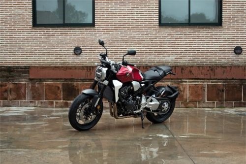 Honda sắp ra mắt "hàng khủng" CBR1000RR Fireblade và CB1000R 2019 tại Việt Nam