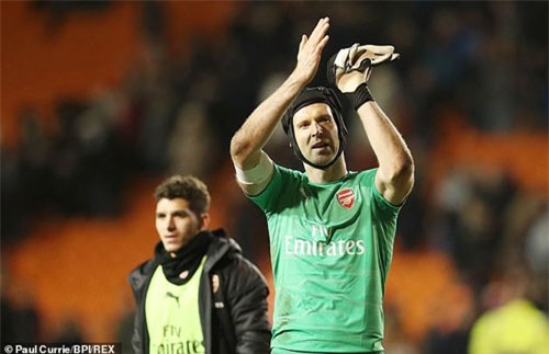 Petr Cech ấn định thời gian treo găng