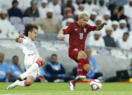 UAE 1-1 Thái Lan: Dắt tay nhau đi tiếp - Ảnh 2.