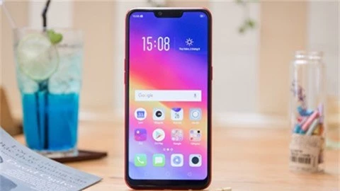 Oppo A3s đẹp như iPhone X, pin 4230mAh vừa được giảm giá hấp dẫn