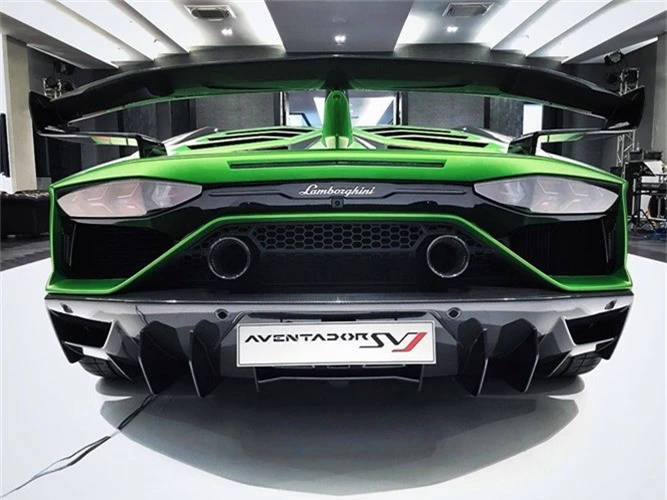 Sieu xe Lamborghini Aventador SVJ gia 35 ty tai Thai Lan?-Hinh-5